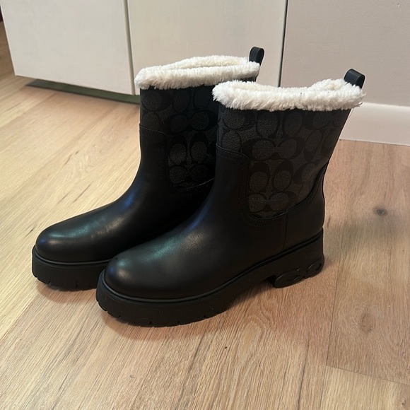 Coach boots - Picture 1 of 5